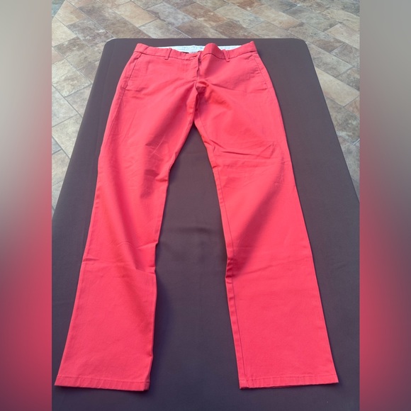 NWT J. Crew Bennett Chino pants size 12
Inseam 32” - Picture 2 of 7